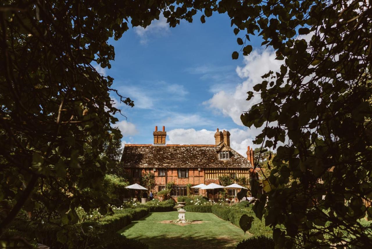 Langshott Manor - Luxury Hotel Gatwick Horley Exterior foto